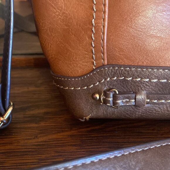 B.O.C. Bag tan and brown shoulder or crossbody bag - Picture 13 of 16